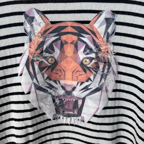 12pm by Mon Ami Tiger Graphic striped top Size Medium - Picture 2 of 6